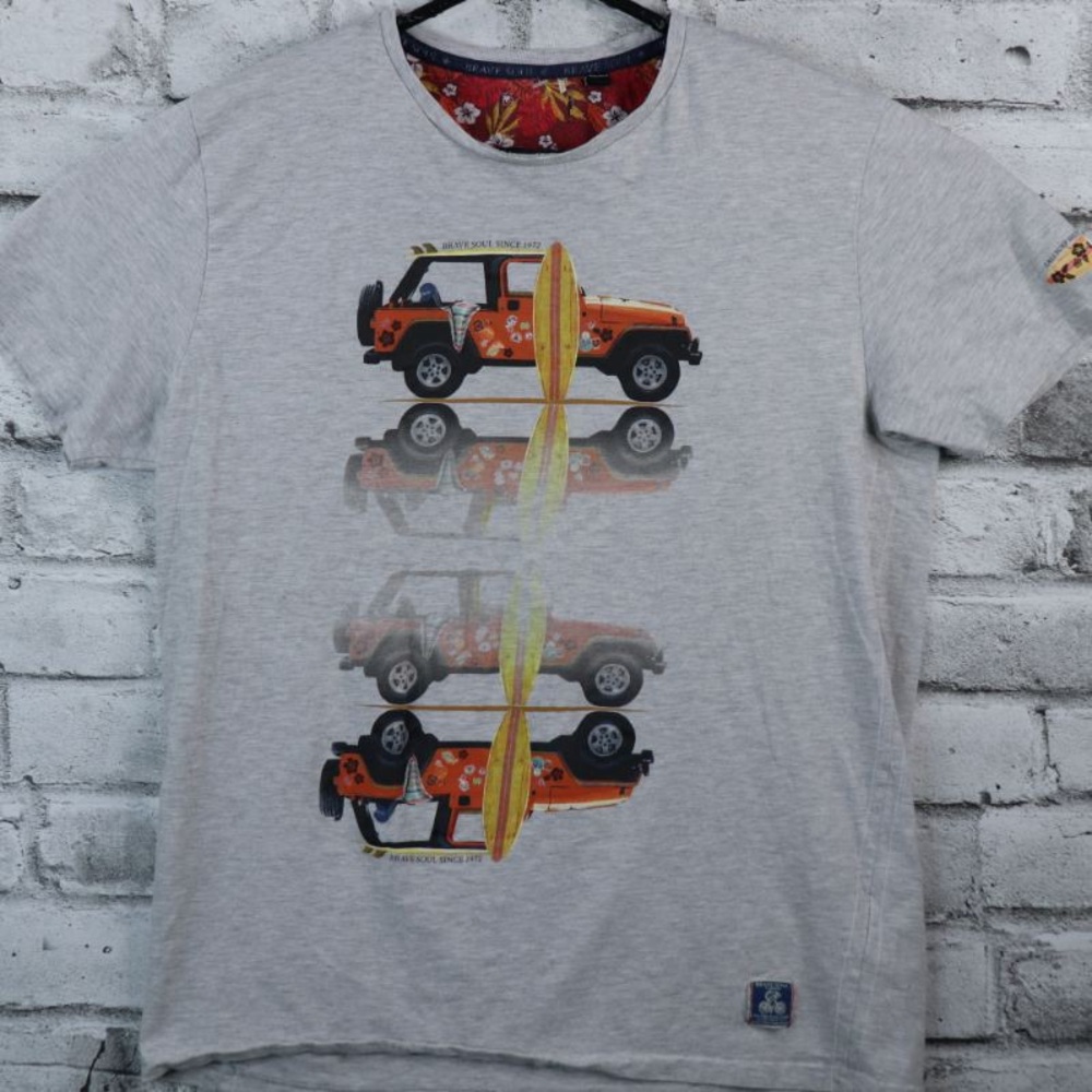 Brave Soul Surf Club Men’s XL Gray Graphic T-Shirt with Jeep Print